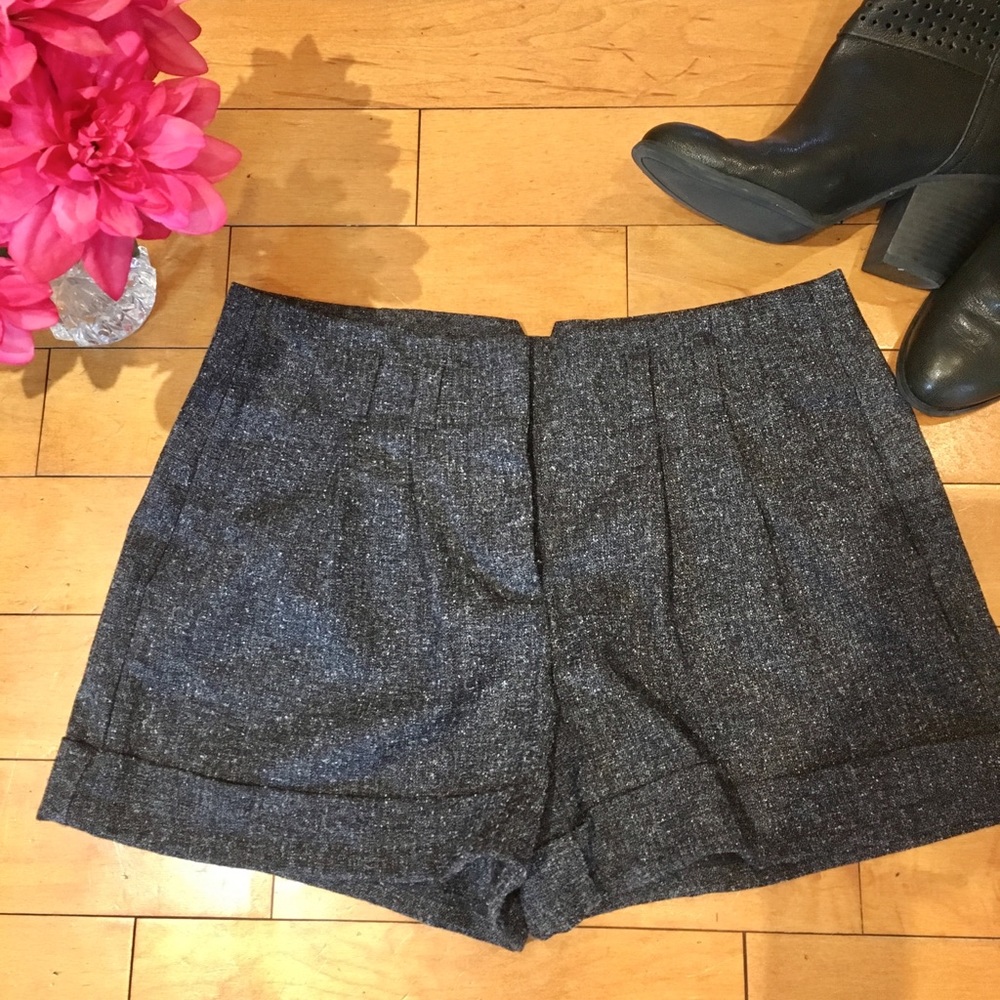 Pleated dressy shorts